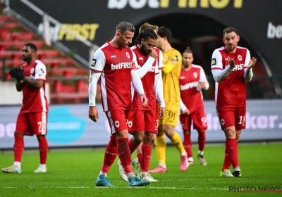 Que s'est-il passé à l'Antwerp ? Toby Alderweireld tente d'expliquer le naufrage du Great Old face à de très solides Carolos