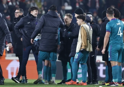 🎥 Les Anderlechtois font la fête après leur qualification pour les barrages de la Ligue Europa