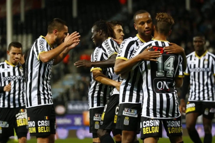 Charleroi tient son rang et se qualifie tranquillement pour les huitièmes de finale