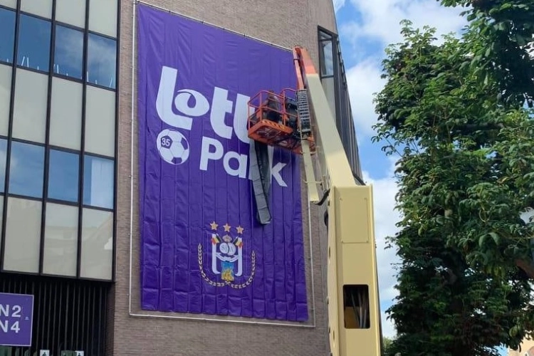 Anderlecht va-t-il bientôt changer de nom de stade ? 