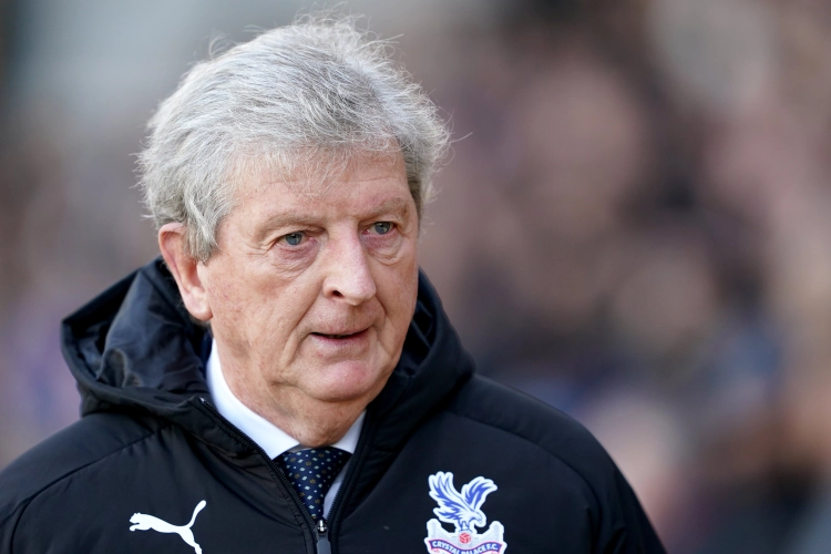 Roy Hodgson (72 ans), interdit d'entraîner Crystal Palace en cas de reprise de la Premier League ? 