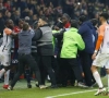 Ligue 1 : El Ghanassy s'impose, les fans de Lille, mécontents, envahissent leur propre pelouse !