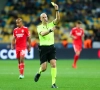 L'arbitre de Dynamo Kiev-Benfica s'emmêle les pinceaux et commet une boulette