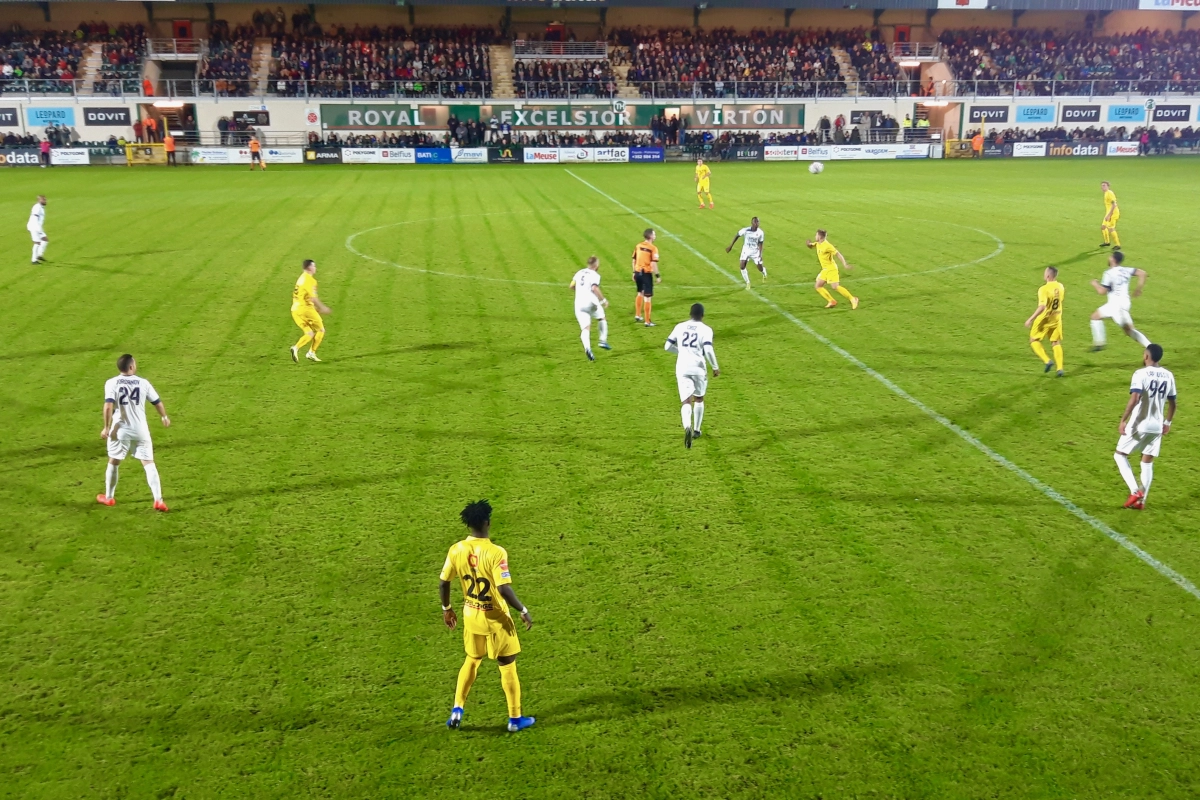 Le coach de Virton Toppmöller prône le calme