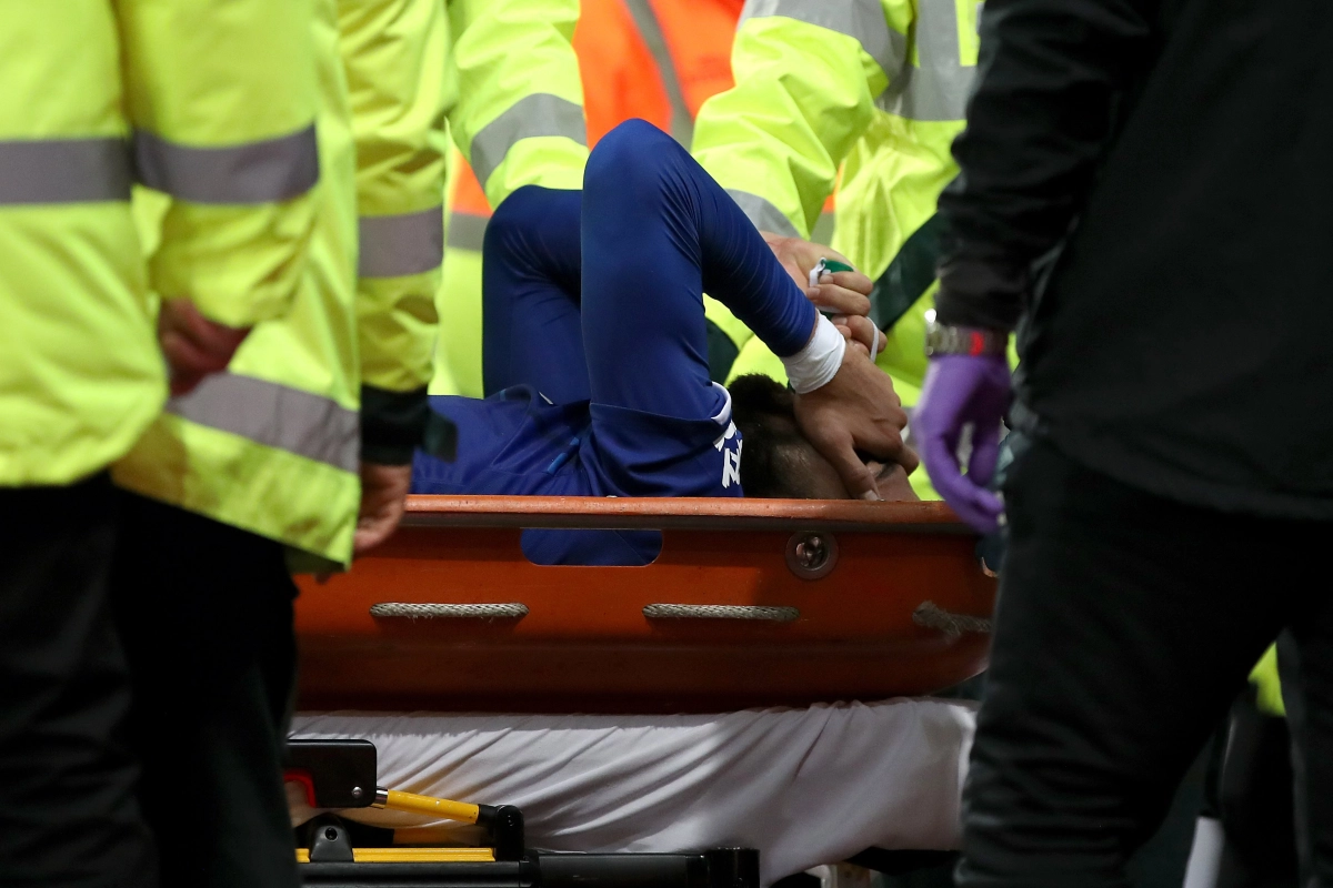 Après sa fracture au niveau de la cheville, Andre Gomes donne de ses nouvelles (Vidéo)