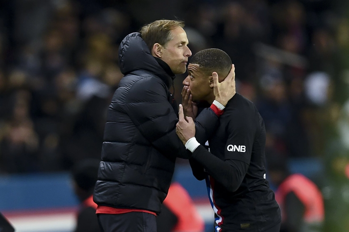 Kylian Mbappé se fait fracasser par Christophe Dugarry