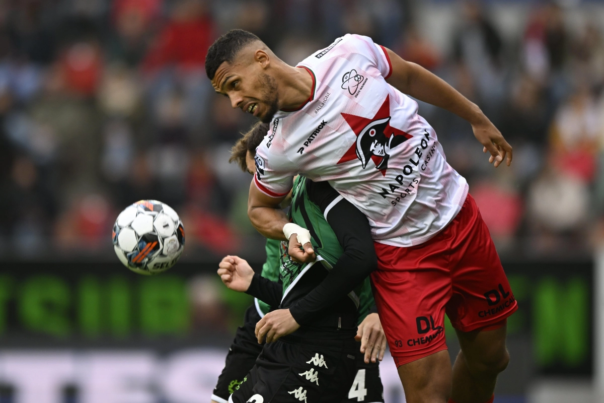 🎥 Match costaud du RFC Liège qui finit par s'incliner à Zulte Waregem