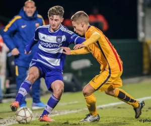 Il y a deux ans, ce joueur évoluait en 4e division et il a maintenant signé un contrat pro à Anderlecht