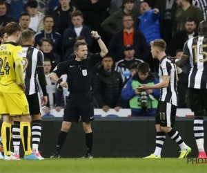 L'arbitre de Newcastle - Burton nous sort une Gumienny