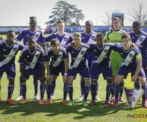 Les espoirs mauves de 2015 n'arrivent pas à percer à Anderlecht: "Il y a peut-être quelque chose qu'on a mal fait"