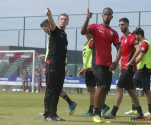 Francky Dury réagit à l'intérêt de Zulte pour Olivier Deschacht