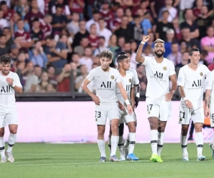 Le PSG bat le champion de Ligue 2, dans un match à nouveau interrompu par des banderoles