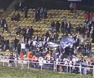 Les supporters d'OHL ont montré leur mécontentement avec une banderole: "Union Belge Mafia"