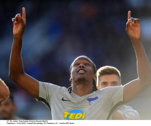 🎥 Dedryck Boyata permet au Hertha de mener à Paderborn !