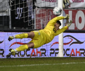 Rémy Descamps, pas loin d'arrêter son deuxième penalty de la saison 