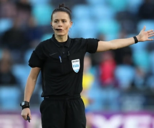 Une arbitre féminine va diriger un match anglais : "C'est un tremplin important"