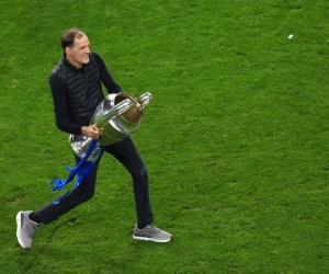 🎥 Déchaîné, Thomas Tuchel arrose tout le monde de champagne dans les vestiaires 