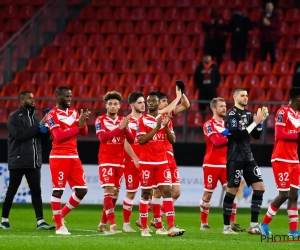 📷 Les supporters de Nancy déploient une banderole en forme de clin d'œil à la Fédération française de la lose