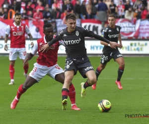 Le Stade de Reims monte en retard à Monaco pour protester contre la guerre en Ukraine