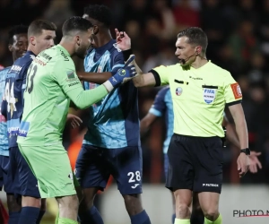 Jonathan Lardot aurait dû brandir deux cartons rouges lors du barrage retour Seraing - RWDM