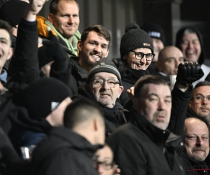 Suspendu, Benito Raman assiste à la rencontre à Ostende...dans la tribune des supporters anderlechtois