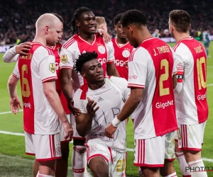 🎥 Le geste plein d'humanité de l'arbitre envers un joueur de l'Ajax Amsterdam