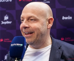 "Ce serait comme recruter un joueur du Standard" : Brian Riemer s'exprime avec humour sur une piste d'Anderlecht