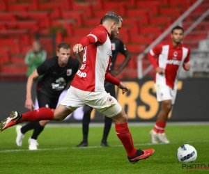 Janssen aurait-il dû laisser le second penalty à Alderweireld ? Van Bommel répond !