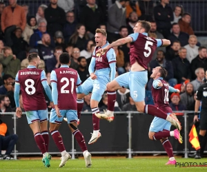 🎥 Burnley en colère après l'intervention du VAR à la 92e minute : l'égalisation de Luton était-elle valable ?