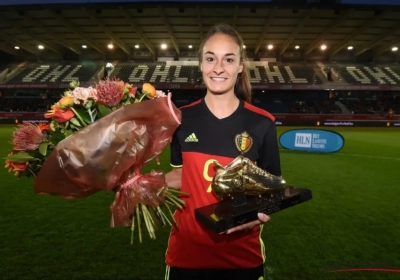 Tessa Wullaert a reçu son Soulier d'Or avant le match face à l'Ecosse