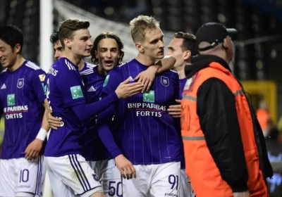 Boucaut n'est pas seul en faute: le VAR a... validé le penalty d'Anderlecht!