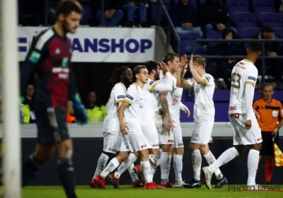 Genk confirme son statut de leader et domine une bonne équipe d'Anderlecht