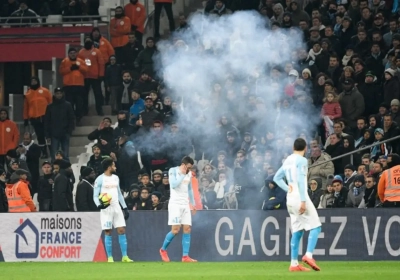 Match arrêté, exclusion, défaite et but de Balotelli: drôle de soirée pour Marseille