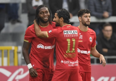 L'Antwerp s'impose largement à Eupen grâce un doublé de Dieumerci Mbokani