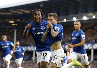 Premier League : Everton renoue avec la victoire grâce à des magnifiques buts de Bernard et Sigurdsson (Vidéos)