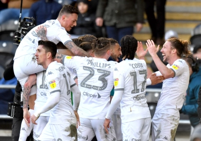 🎥 Le spendide but de Luke Ayling contre Manchester United 