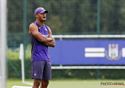 🎥 Anderlecht officialise la nomination de Kompany: "Le numéro 4, c'est terminé. Je suis prêt"