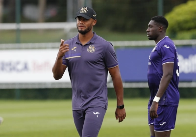 A Anderlecht, les cartes sont enfin sur la table