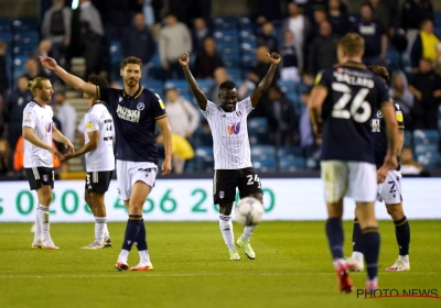 Le genou en terre hué à Millwall : le coach de Fulham critique son homologue