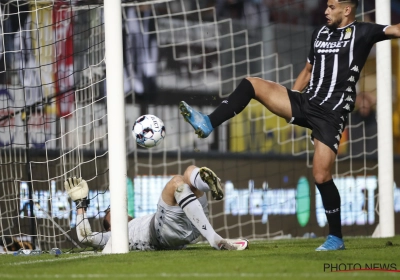 Une défaite "frustrante", mais des enseignements positifs pour le Sporting de Charleroi 