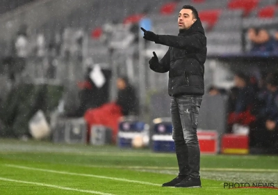 Xavi l'admet : "On a presque dit adieu au titre"