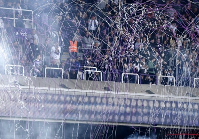 📷 Des supporters d'Anderlecht saccagent un bus du FC Bruges