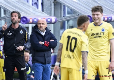 Alfred Schreuder répond à la rumeur insistante qui l'envoie à l'Ajax : "Si, si, si..."