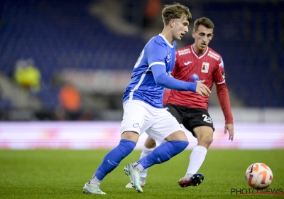 🎥 Sur le départ, le grand talent Mika Godts inscrit un superbe but avec le Jong Genk