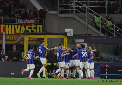 📷 Insolite : après avoir donné le but de la victoire à son équipe, il termine...en slip ! 