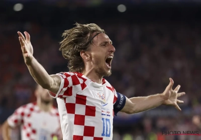 🎥 Inconsolable Luka Modric, réconforté par un journaliste italien : "Merci pour cet hommage merveilleux"