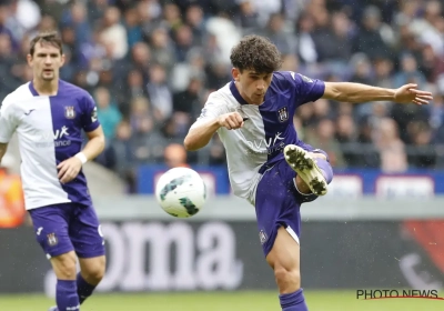 Théo Leoni, "le sang Mauve", fait une belle promesse aux supporters d'Anderlecht