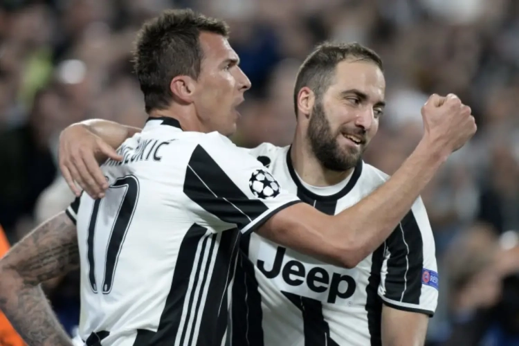 Il y aura trois grands absents à la Juve pour le premier tour de la Ligue des Champions