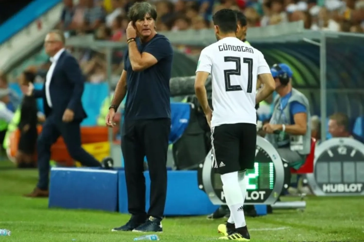 Joachim Löw a des nouvelles de la Fédération allemande de football