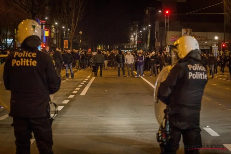 Affrontements entre hooligans du Standard et des supporters d'Anderlecht